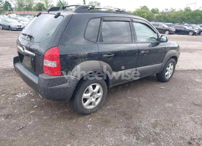 Photo 4 of 2005 Hyundai Tucson GLS/LX (VIN KM8JN72D25U082307)