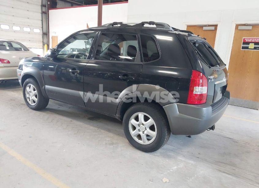 Photo 3 of 2005 Hyundai Tucson GLS/LX (VIN KM8JN72D65U142203)