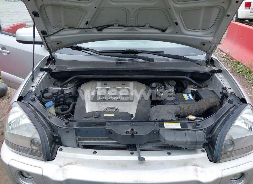 Photo 10 of 2006 Hyundai Tucson GLS/LIMITED (VIN KM8JN72D66U468021)