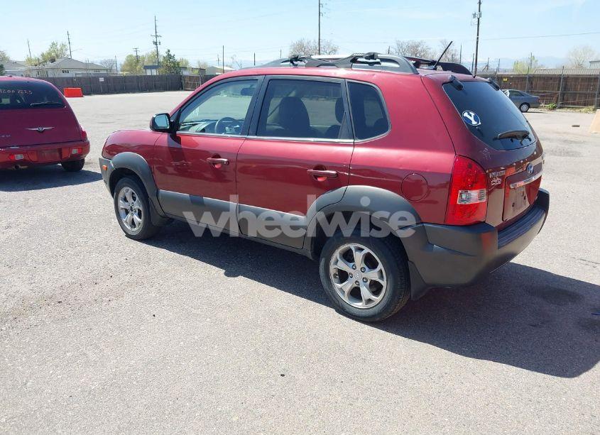 Photo 3 of 2009 Hyundai Tucson SE (VIN KM8JN72D79U933958)