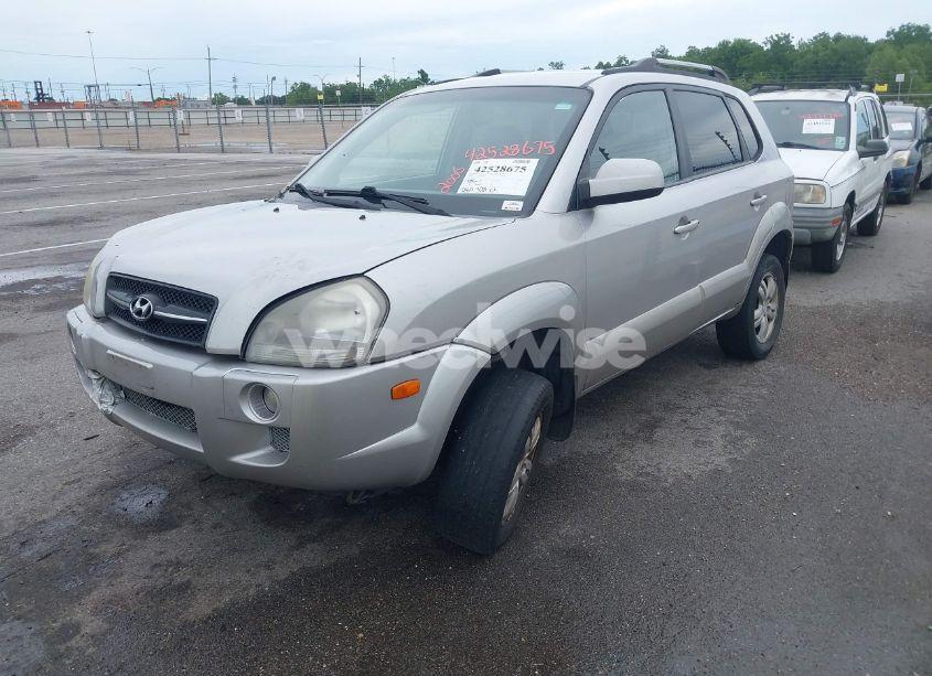 Photo 2 of 2006 Hyundai Tucson GLS/LIMITED (VIN KM8JN72D86U295635)