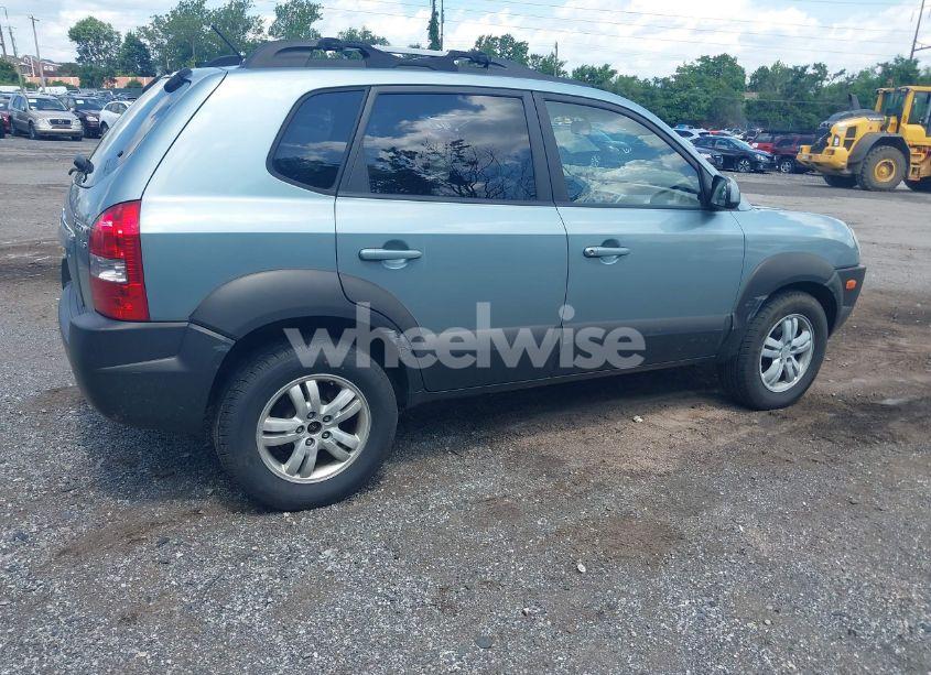 Photo 4 of 2007 Hyundai Tucson LIMITED/SE (VIN KM8JN72D97U492895)