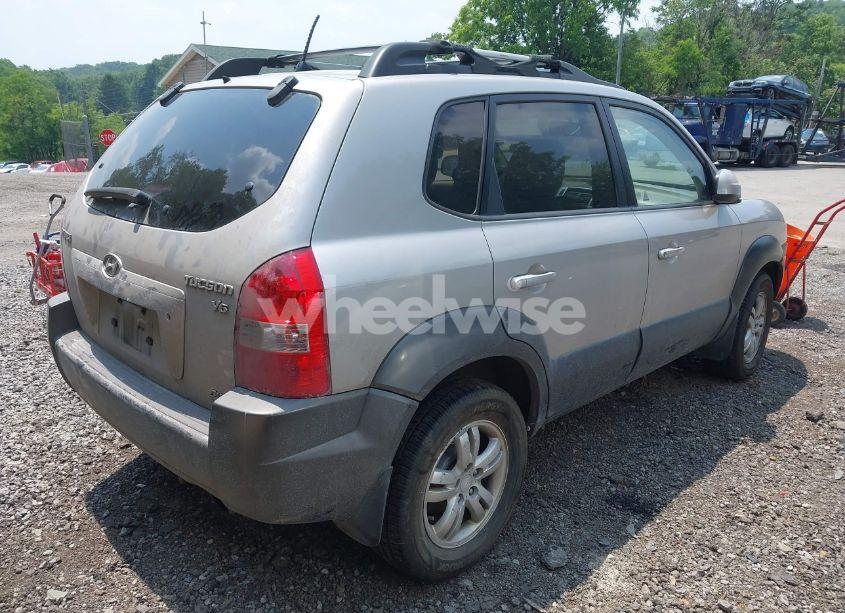 Photo 4 of 2006 Hyundai Tucson GLS/LIMITED (VIN KM8JN72DX6U299038)