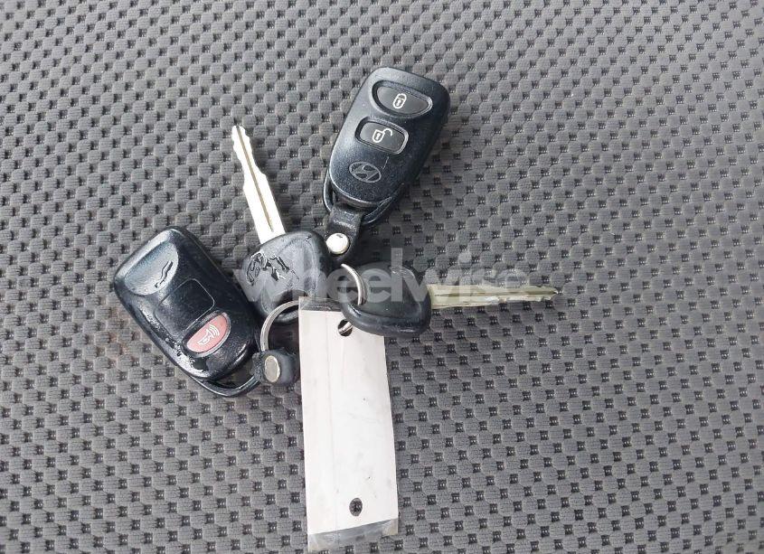 Photo 11 of 2009 Hyundai Tucson SE (VIN KM8JN72DX9U001303)