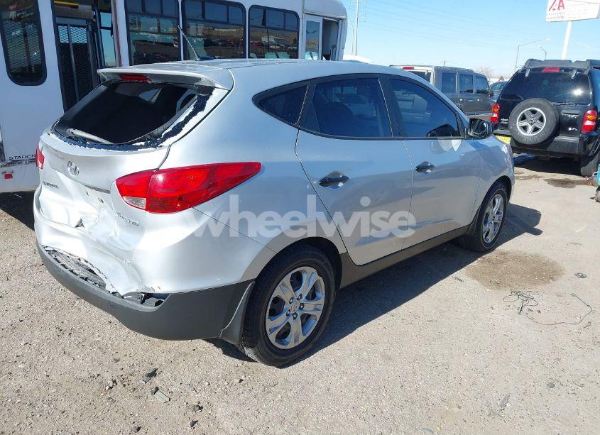 Photo 4 of 2013 Hyundai Tucson GL (VIN KM8JT3AB1DU563808)