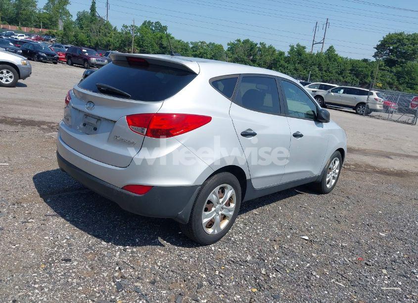 Photo 4 of 2013 Hyundai Tucson GL (VIN KM8JT3AB5DU563763)