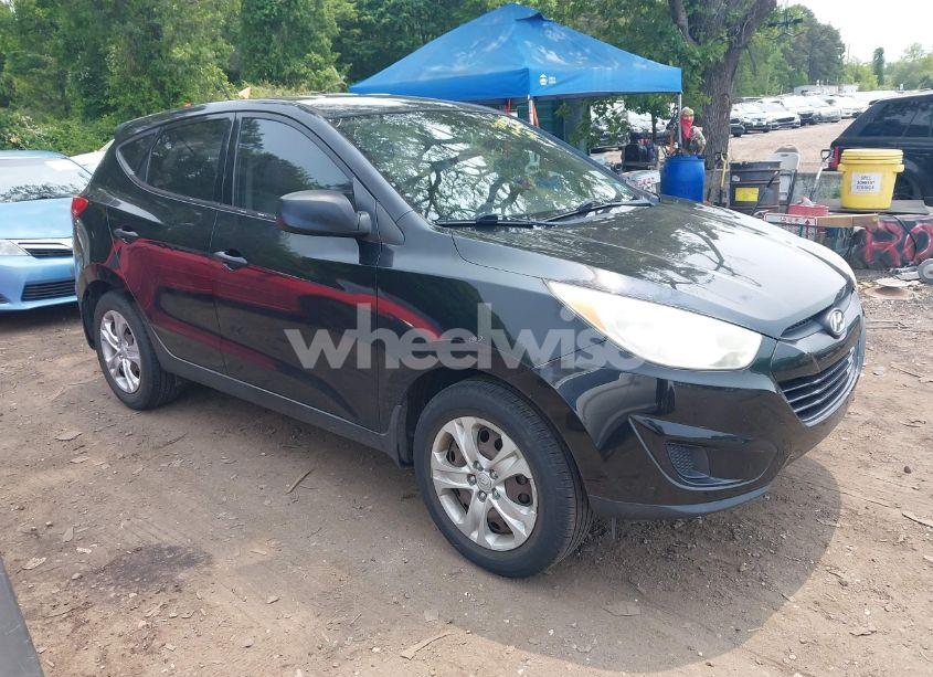 2011 Hyundai Tucson GL (VIN KM8JT3AB7BU121659) main photo