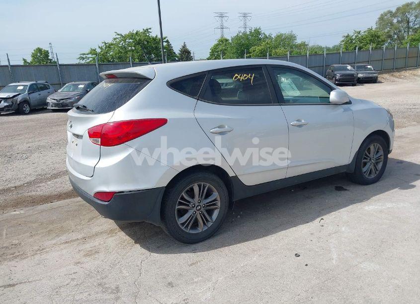 Photo 4 of 2015 Hyundai Tucson GLS (VIN KM8JT3AF0FU010878)