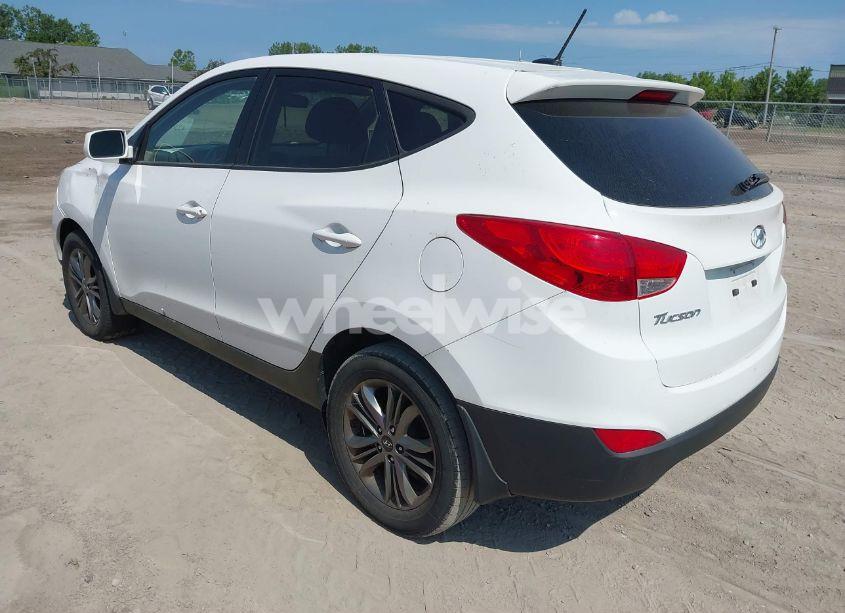 Photo 3 of 2015 Hyundai Tucson GLS (VIN KM8JT3AF4FU060991)