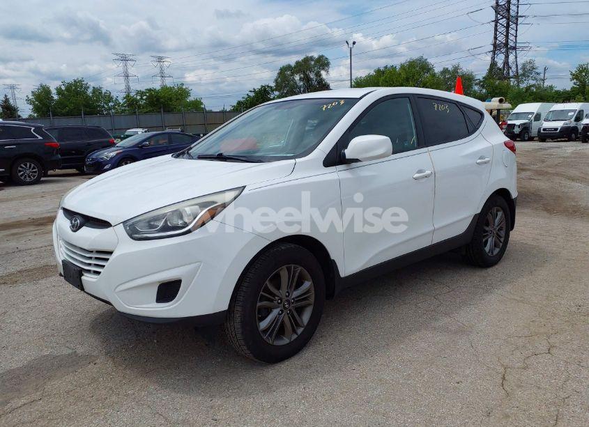 Photo 2 of 2015 Hyundai Tucson GLS (VIN KM8JTCAF7FU953267)