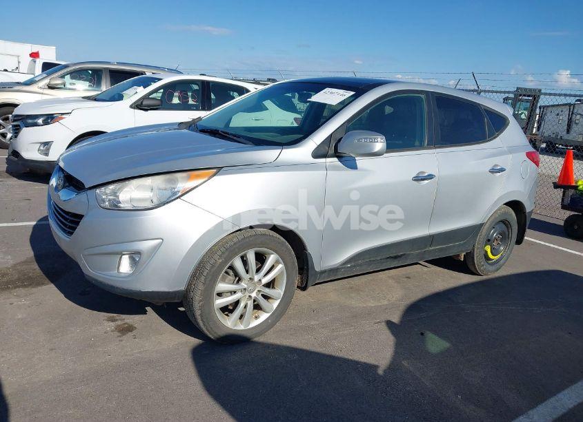 Photo 2 of 2012 Hyundai Tucson LIMITED (VIN KM8JU3AC0CU320222)