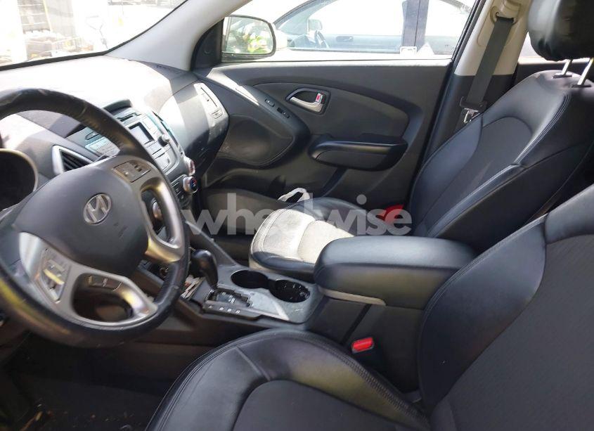 Photo 5 of 2013 Hyundai Tucson GLS (VIN KM8JU3AC0DU546911)