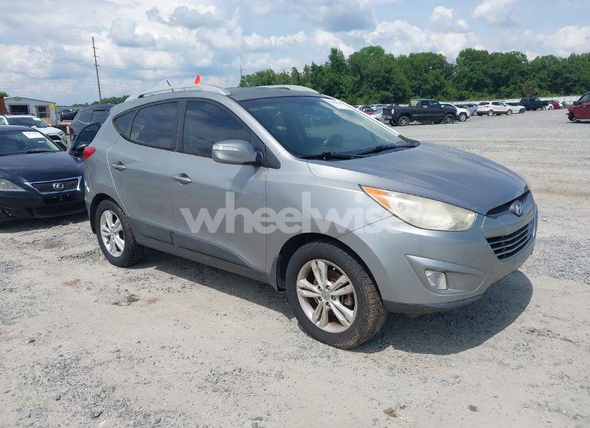 2013 Hyundai Tucson GLS (VIN KM8JU3AC0DU669849) main photo