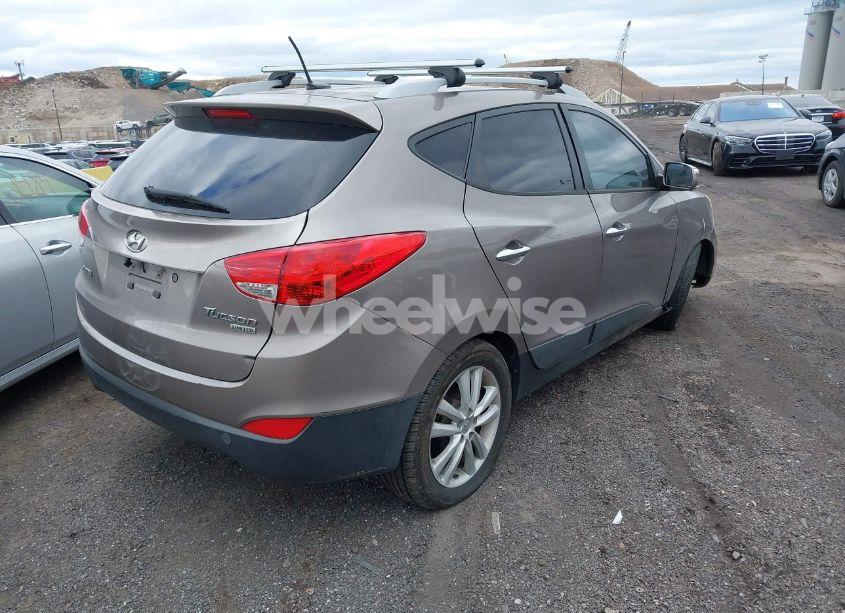 Photo 4 of 2012 Hyundai Tucson LIMITED (VIN KM8JU3AC1CU499113)