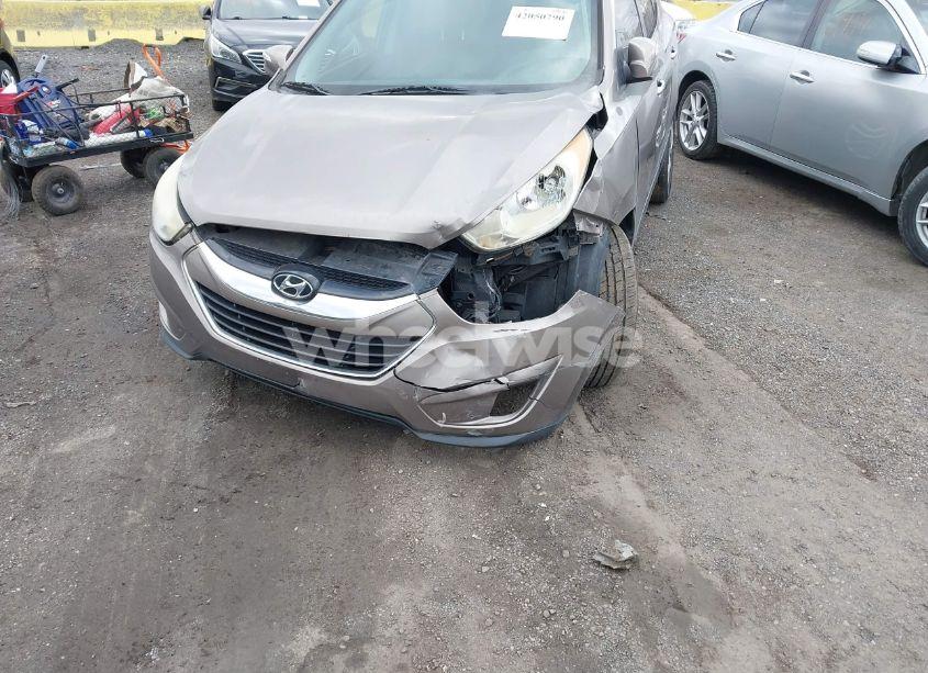 Photo 6 of 2012 Hyundai Tucson LIMITED (VIN KM8JU3AC1CU499113)