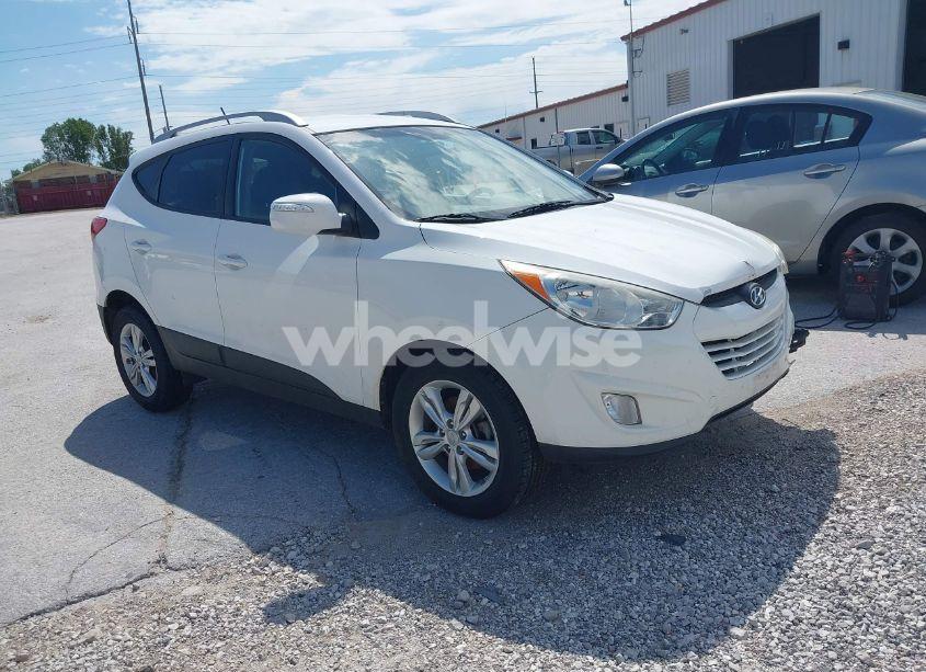 2013 Hyundai Tucson GLS (VIN KM8JU3AC1DU752870) main photo