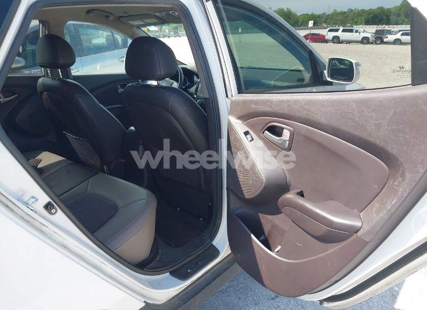 Photo 8 of 2013 Hyundai Tucson GLS (VIN KM8JU3AC1DU752870)