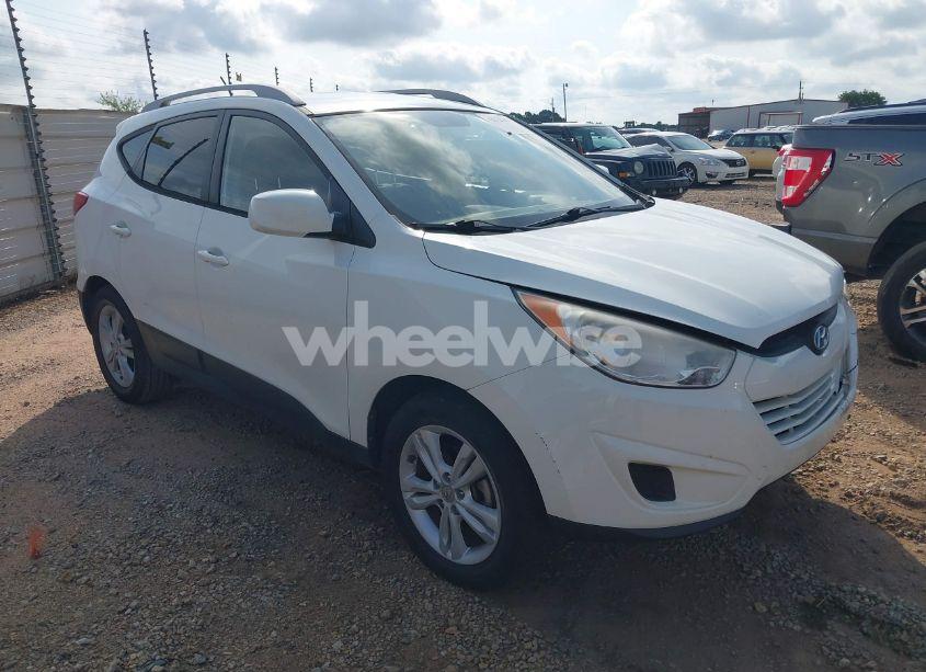 2011 Hyundai Tucson GLS (VIN KM8JU3AC2BU258059) main photo