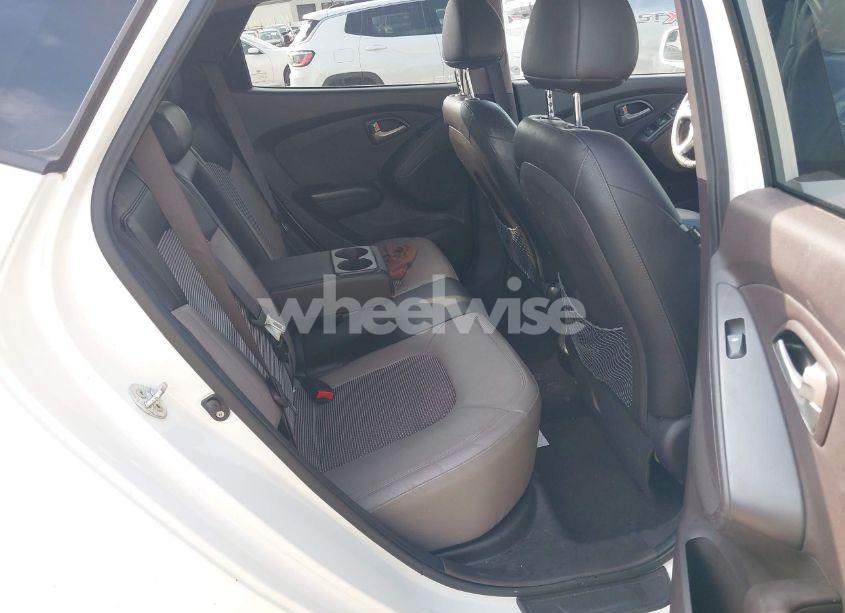 Photo 8 of 2011 Hyundai Tucson GLS (VIN KM8JU3AC2BU258059)