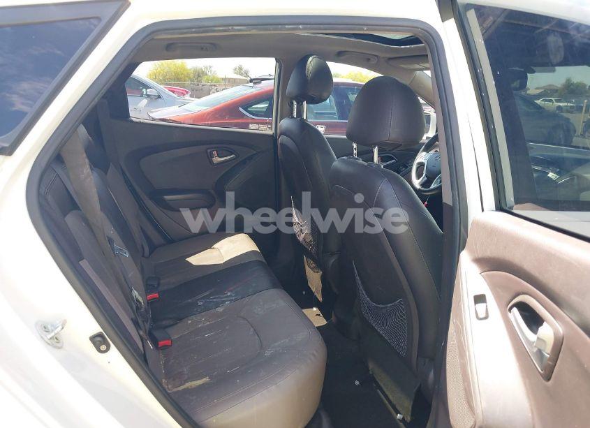 Photo 8 of 2012 Hyundai Tucson LIMITED (VIN KM8JU3AC2CU388098)