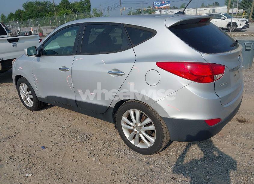 Photo 3 of 2013 Hyundai Tucson LIMITED (VIN KM8JU3AC2DU599190)