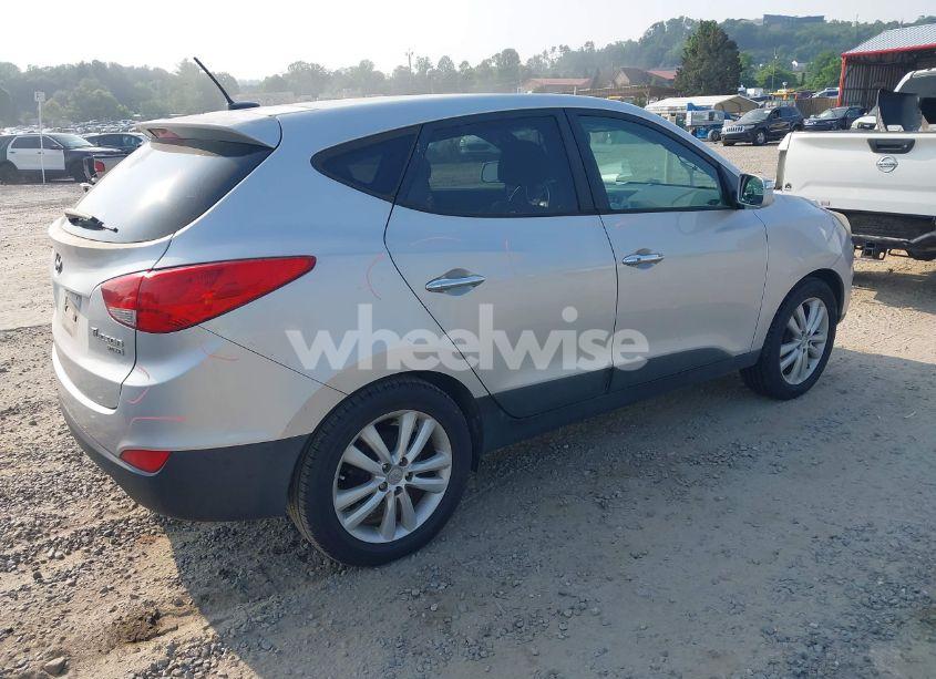 Photo 4 of 2013 Hyundai Tucson LIMITED (VIN KM8JU3AC2DU599190)