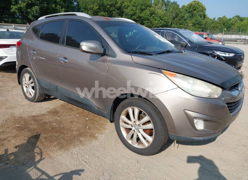 2010 Hyundai Tucson LIMITED (VIN KM8JU3AC3AU079611) main photo