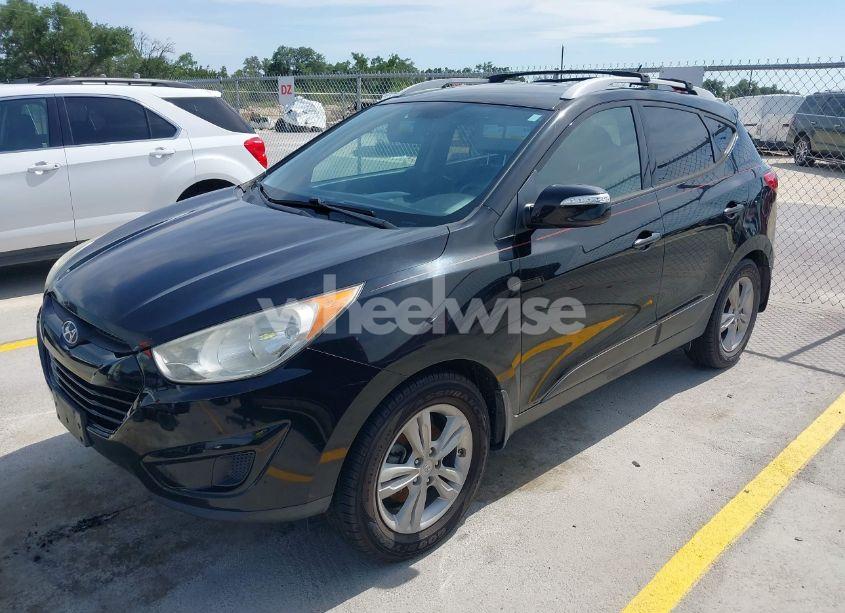 Photo 2 of 2012 Hyundai Tucson GLS (VIN KM8JU3AC3CU423179)