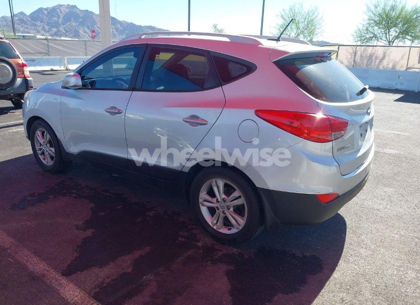 Photo 3 of 2011 Hyundai Tucson GLS (VIN KM8JU3AC4BU239724)