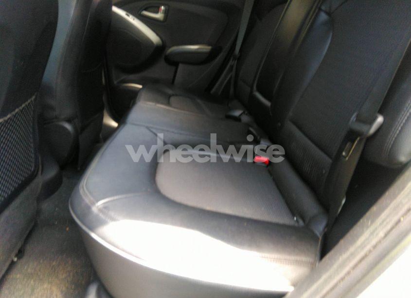 Photo 8 of 2012 Hyundai Tucson GLS (VIN KM8JU3AC4CU405287)