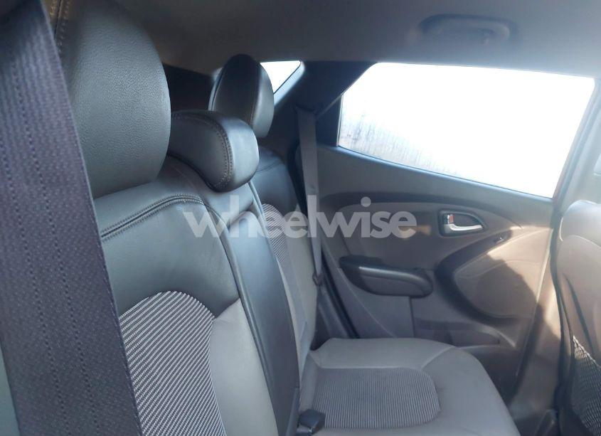 Photo 8 of 2012 Hyundai Tucson GLS (VIN KM8JU3AC5CU387110)