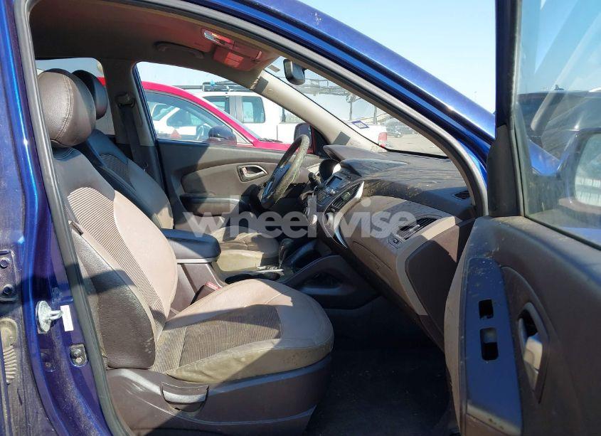 Photo 5 of 2011 Hyundai Tucson GLS (VIN KM8JU3AC7BU148138)