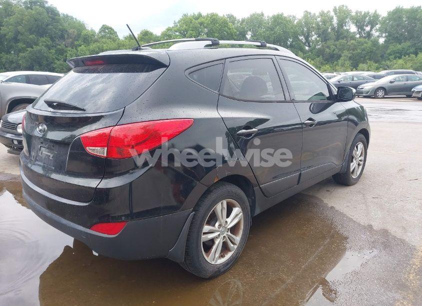 Photo 4 of 2012 Hyundai Tucson GLS (VIN KM8JU3AC7CU400875)