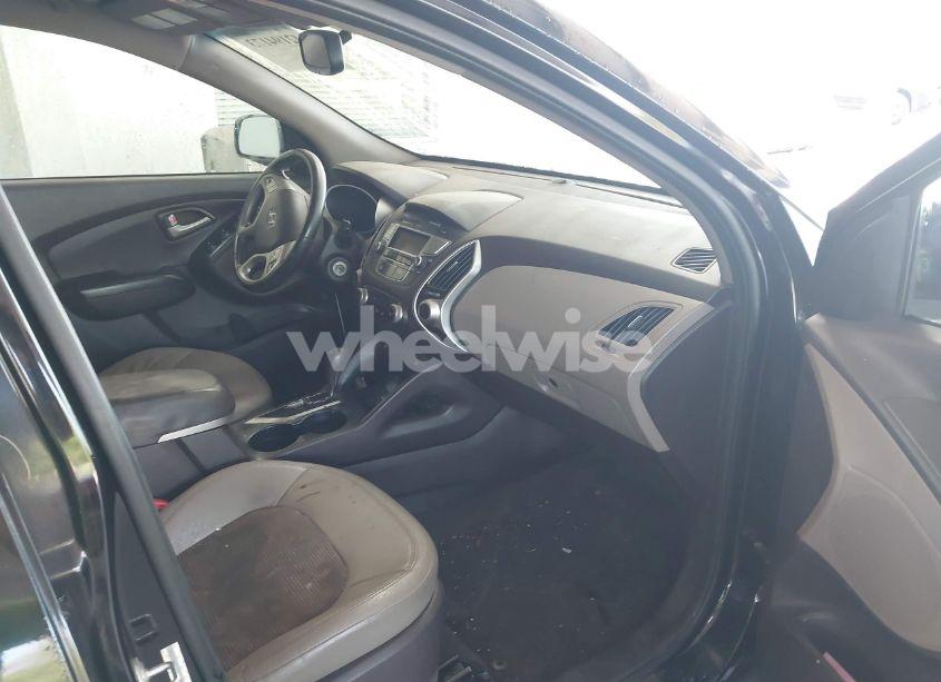 Photo 5 of 2013 Hyundai Tucson GLS (VIN KM8JU3AC7DU593417)