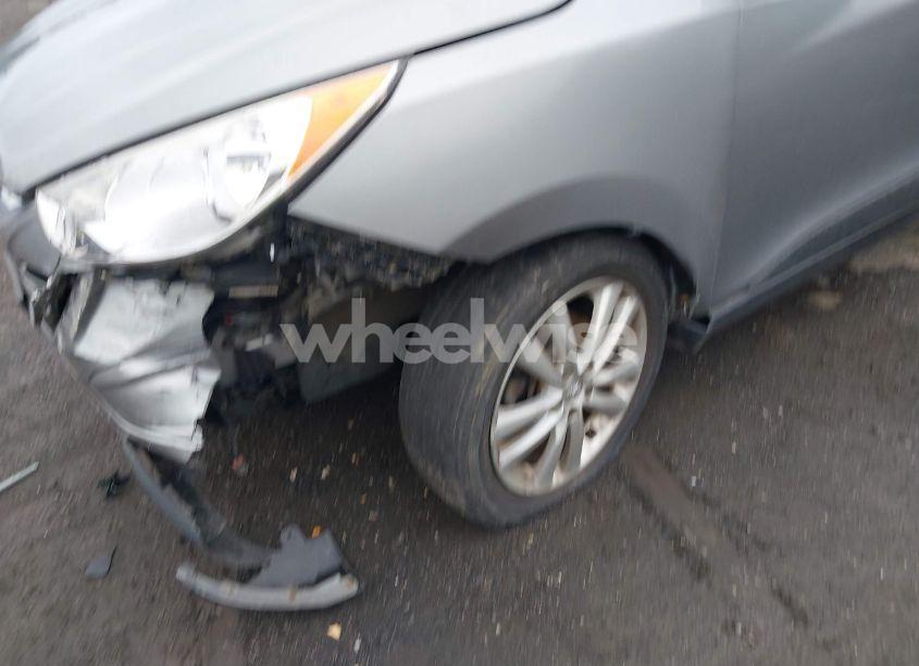 Photo 6 of 2013 Hyundai Tucson LIMITED (VIN KM8JU3AC7DU675454)