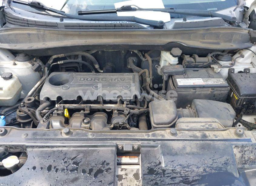 Photo 10 of 2010 Hyundai Tucson LIMITED (VIN KM8JU3AC8AU065185)