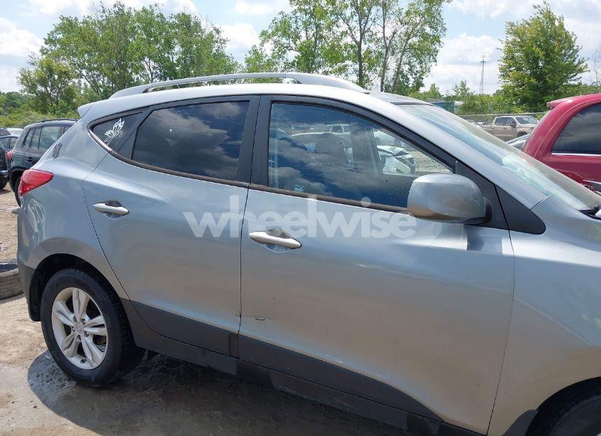 Photo 13 of 2011 Hyundai Tucson GLS (VIN KM8JU3AC8BU296105)