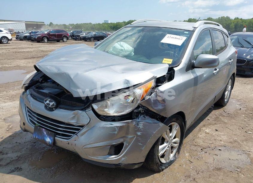 Photo 2 of 2011 Hyundai Tucson GLS (VIN KM8JU3AC8BU296105)