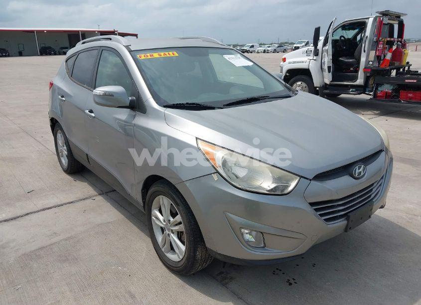 2013 Hyundai Tucson GLS (VIN KM8JU3AC9DU550083) main photo
