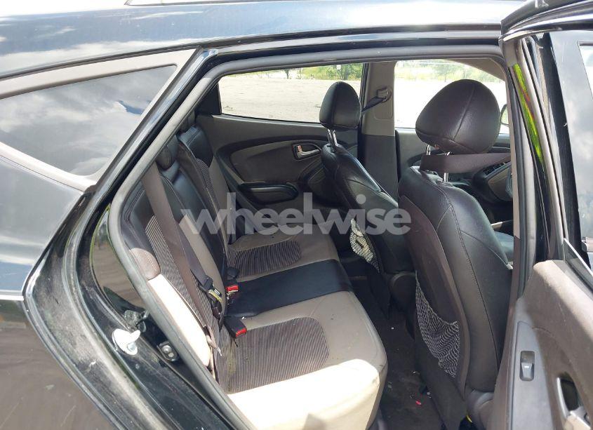 Photo 8 of 2011 Hyundai Tucson GLS (VIN KM8JU3ACXBU193543)