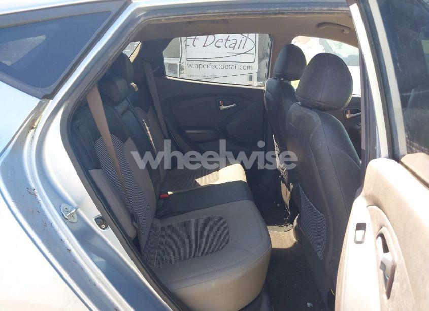 Photo 8 of 2011 Hyundai Tucson GLS (VIN KM8JU3ACXBU213113)