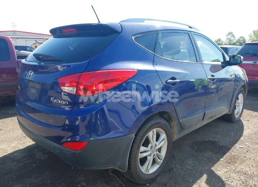 Photo 4 of 2013 Hyundai Tucson GLS (VIN KM8JU3ACXDU671964)