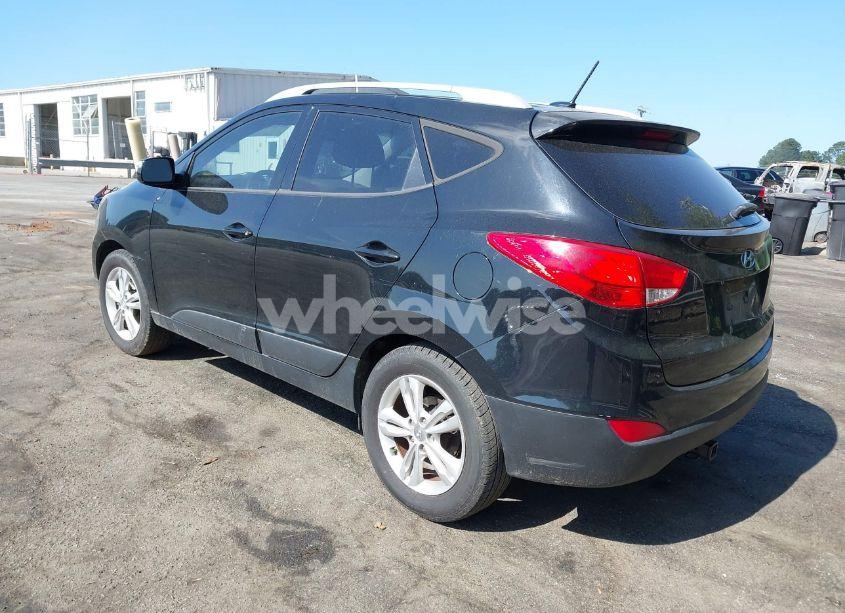 Photo 3 of 2013 Hyundai Tucson GLS (VIN KM8JU3ACXDU687226)