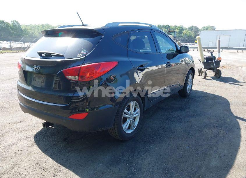 Photo 4 of 2013 Hyundai Tucson GLS (VIN KM8JU3ACXDU687226)