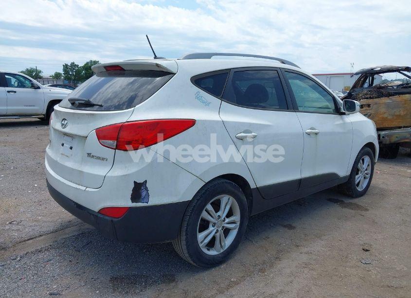 Photo 4 of 2013 Hyundai Tucson GLS (VIN KM8JU3ACXDU710035)