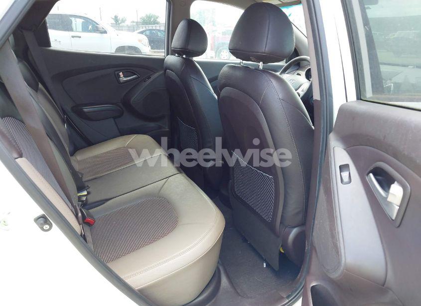 Photo 8 of 2013 Hyundai Tucson GLS (VIN KM8JU3ACXDU710035)