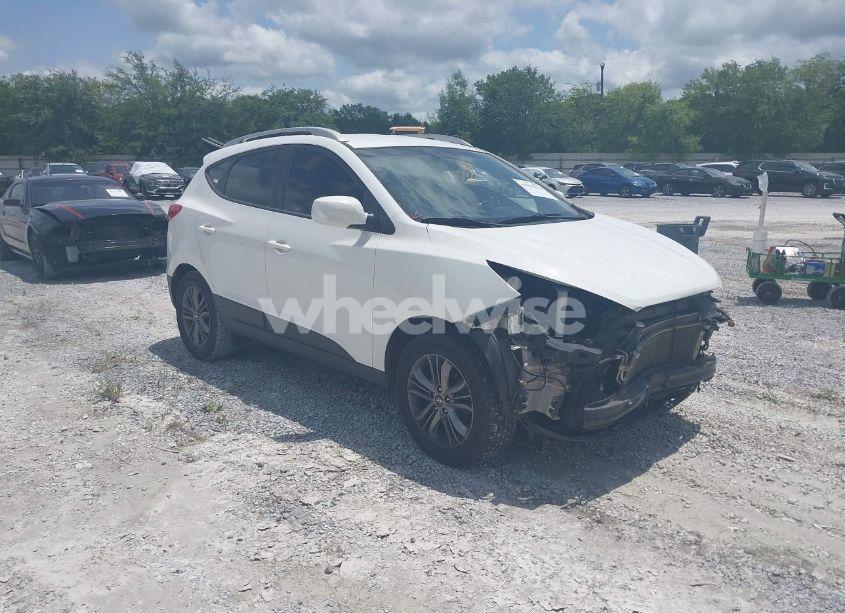 2015 Hyundai Tucson SE (VIN KM8JU3AG0FU970370) main photo