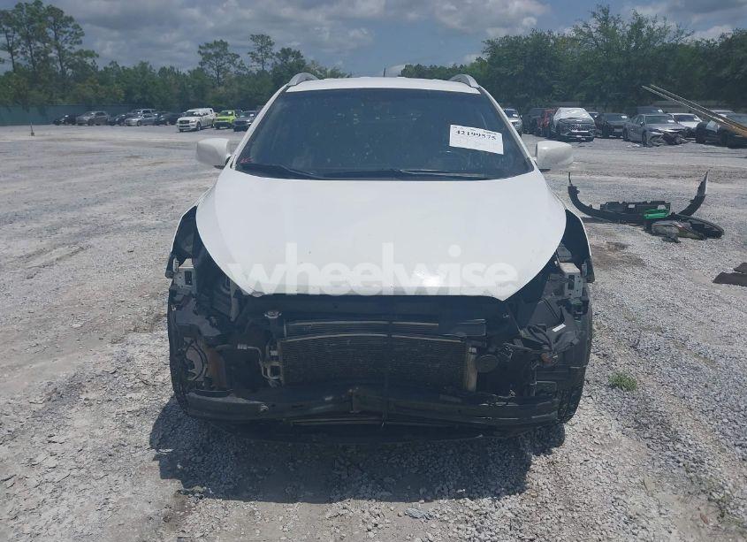 Photo 13 of 2015 Hyundai Tucson SE (VIN KM8JU3AG0FU970370)