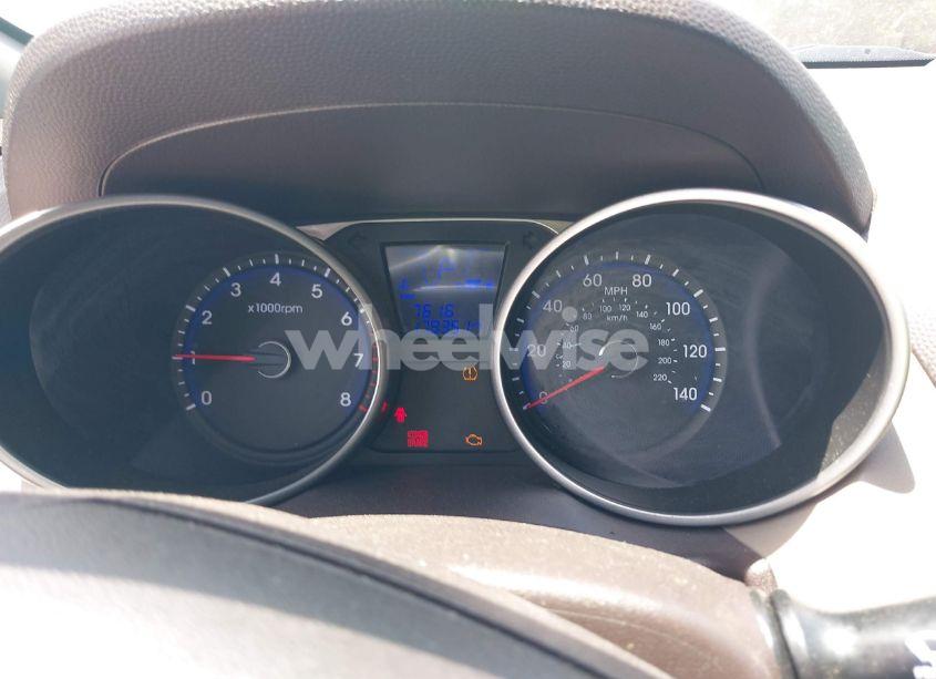 Photo 7 of 2015 Hyundai Tucson SE (VIN KM8JU3AG0FU970370)