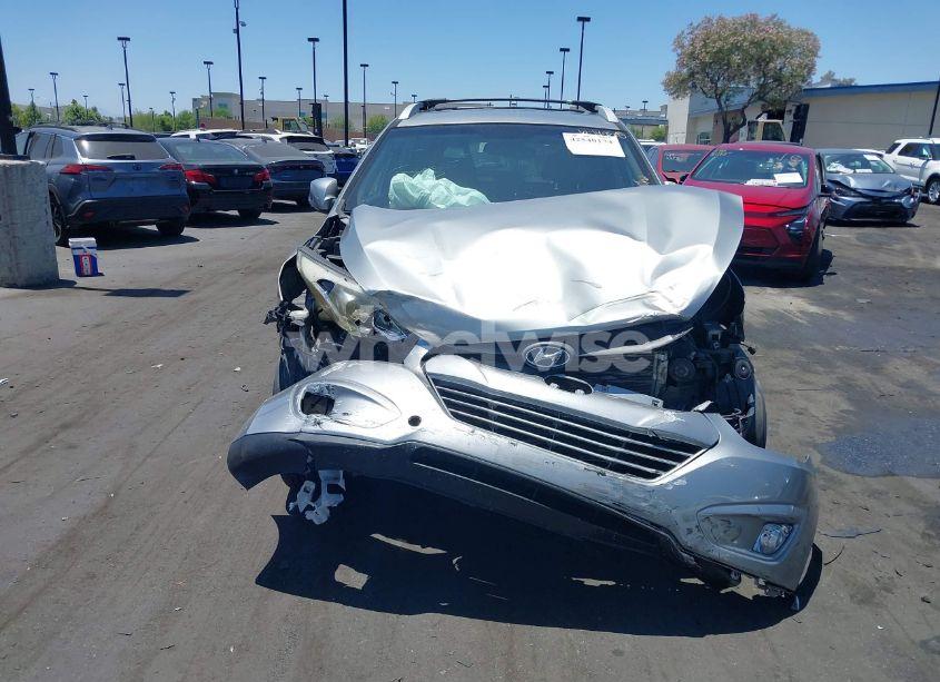 Photo 6 of 2015 Hyundai Tucson SE (VIN KM8JU3AG0FU998542)